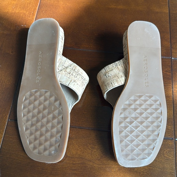 Aerosole cork sandals , so popular right now!! - Picture 4 of 4